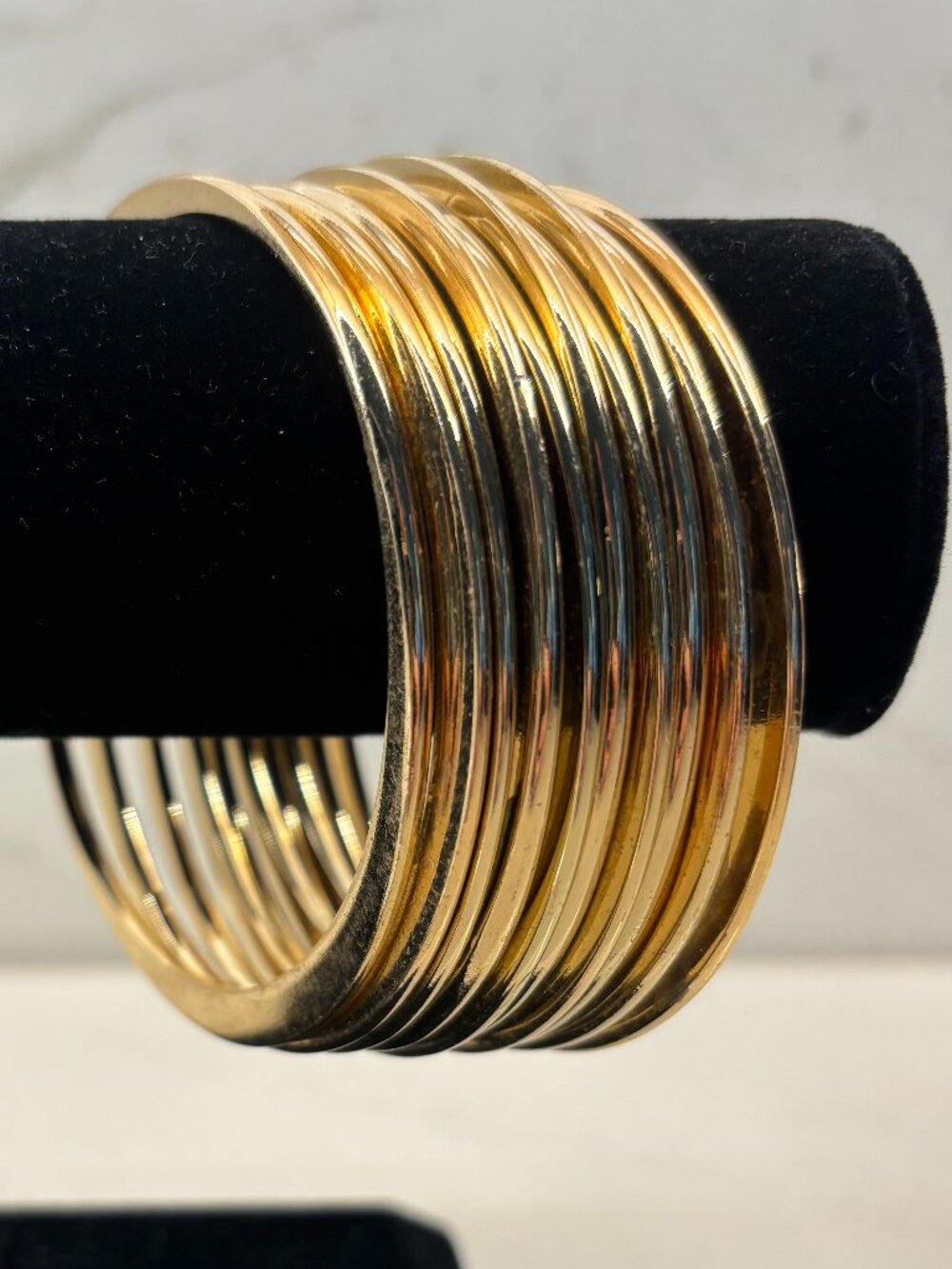 Chico's Vintage Y2K Gold tone Stackable Bangle Set of 10 Classic Minimalist